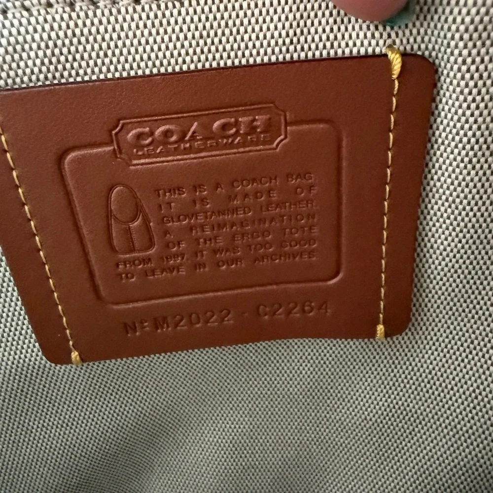 COACH Ergo Shoulder Bag 33 C2264 Large Leather Shoulder Bag in Green - Picture 4 of 11